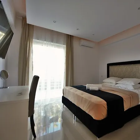 Athena Apartment Artemida  Exterior foto