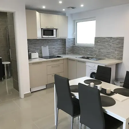 Athena Apartment Artemida  Exterior foto