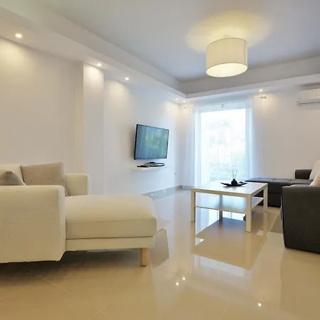Athena Apartment Artemida  Exterior foto