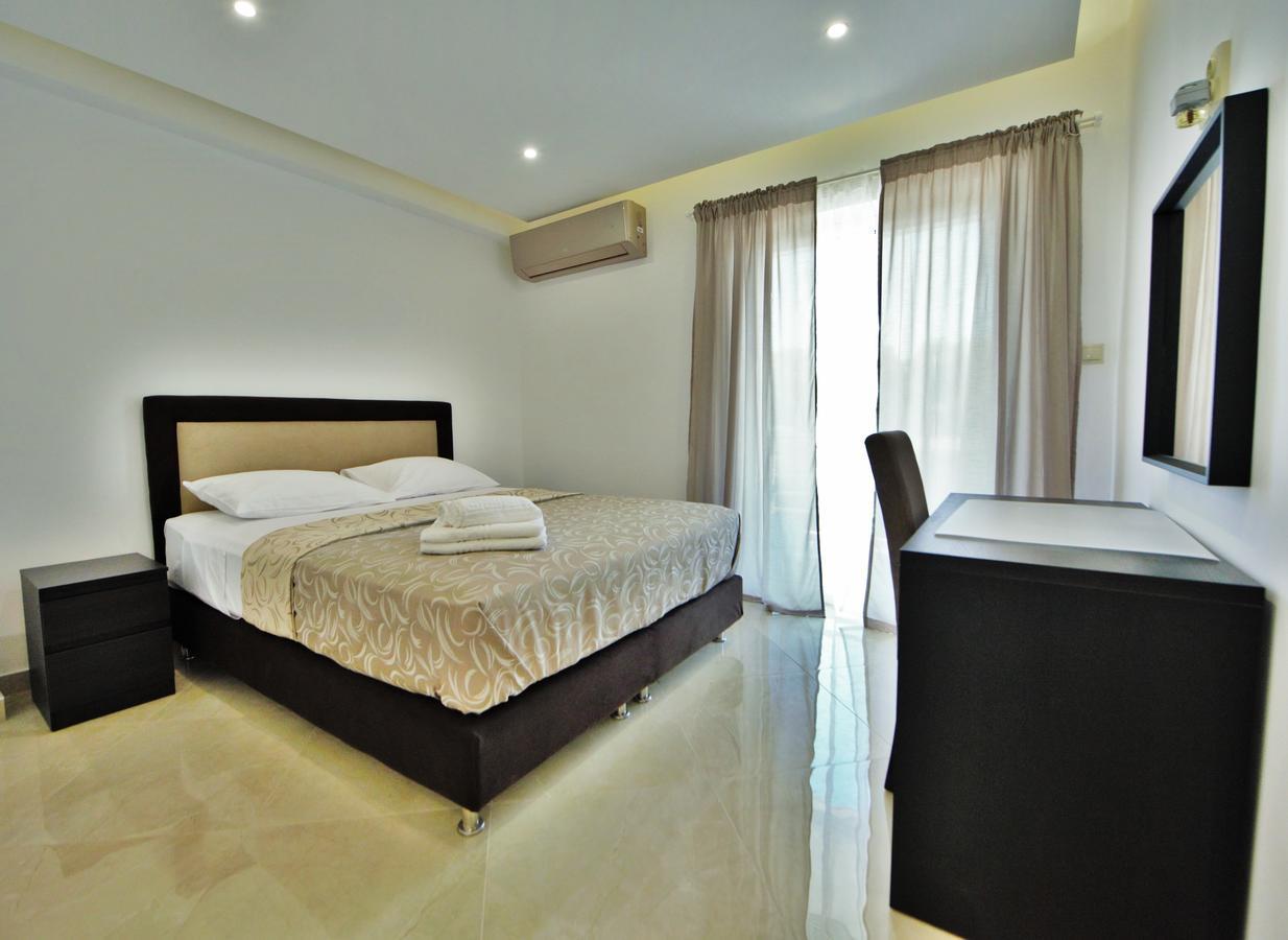 Apartament Athena